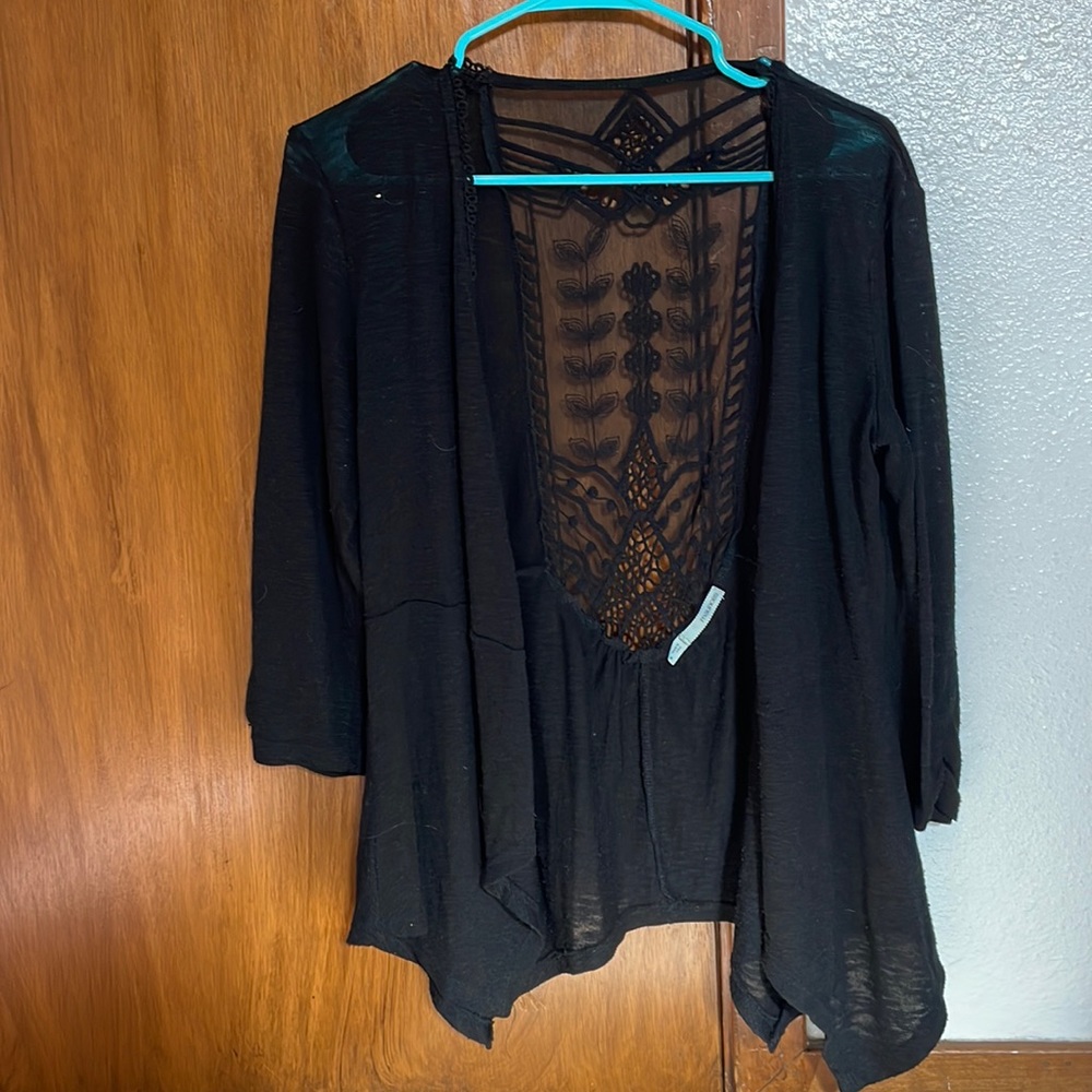 Medium black cardigan.
